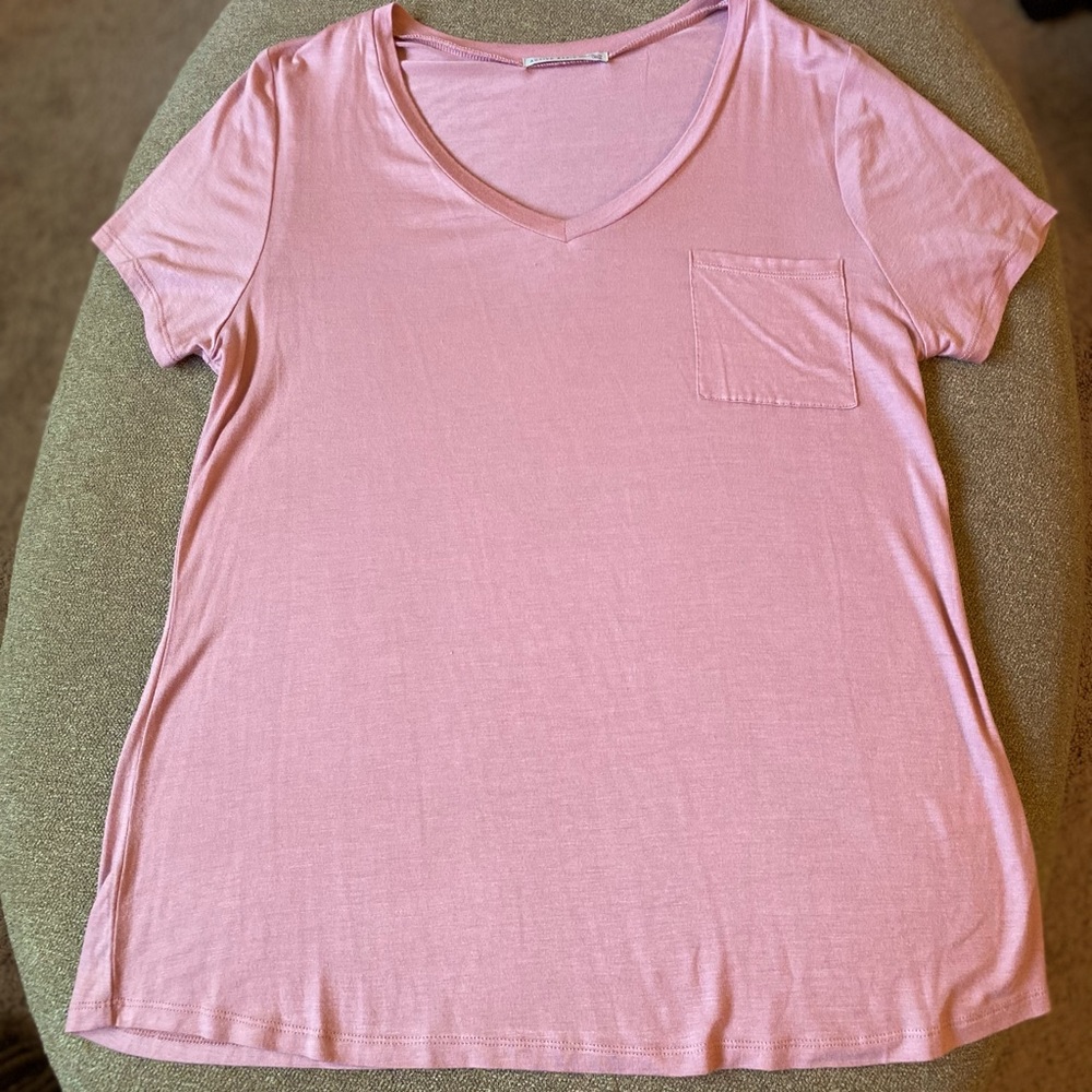•Beautiful Apricot Pocket Tee